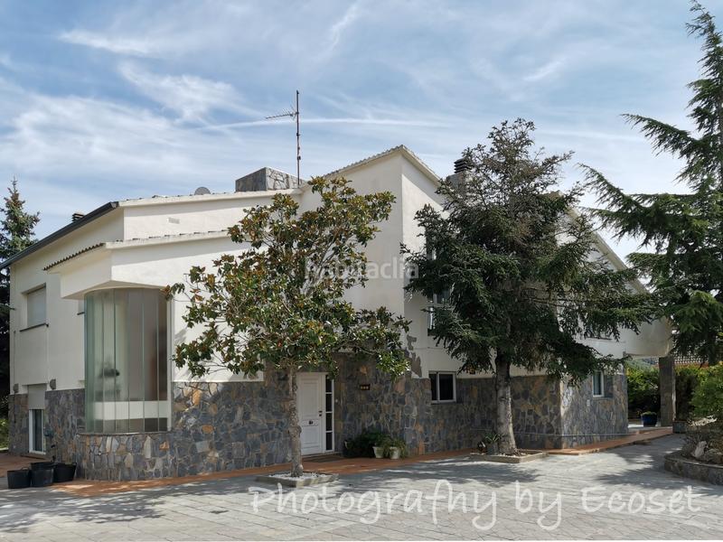 Foto 52f830bf-a1ce-448a-bb0c-b558b0e1d8f6. Chalet en carrer major 316 espectacular casa con piscina en Vallirana