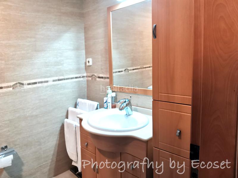 Foto 674ef3b3-f2a9-40c5-be35-2171a7da7ce0. Chalet en carrer major 316 espectacular casa con piscina en Vallirana