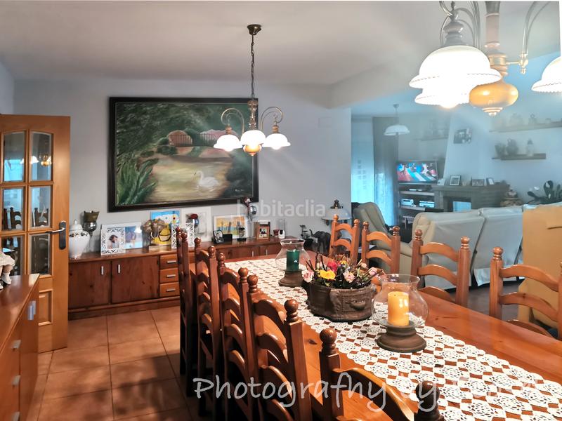 Foto 99713b30-1976-4781-bd51-6f8fee7ada87. Chalet en carrer major 316 espectacular casa con piscina en Vallirana