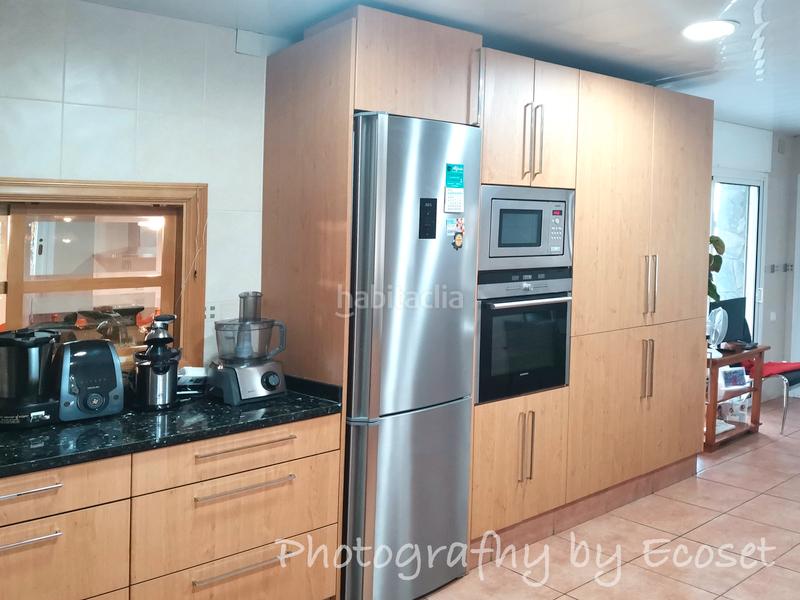 Foto d74bc554-57db-4c56-8e29-68a318ec802a. Chalet en carrer major 316 espectacular casa con piscina en Vallirana
