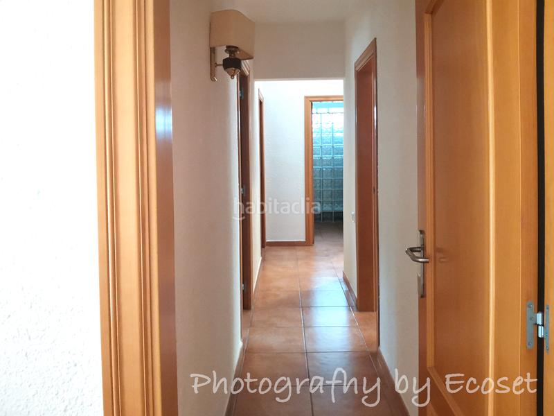 Foto d7aa4dfb-fdff-4195-9298-82632ef16a6e. Chalet en carrer major 316 espectacular casa con piscina en Vallirana