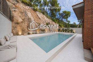 Chalet en Carrer major 316. Alto standing obra nueva