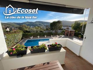 Chalet à Carrer major 316. Piscina, barbacoa, parcela llana, sol