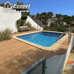 Chalet in Carrer major 316. Casa a 200m del centro del pueblo con jardn, piscina y garaje