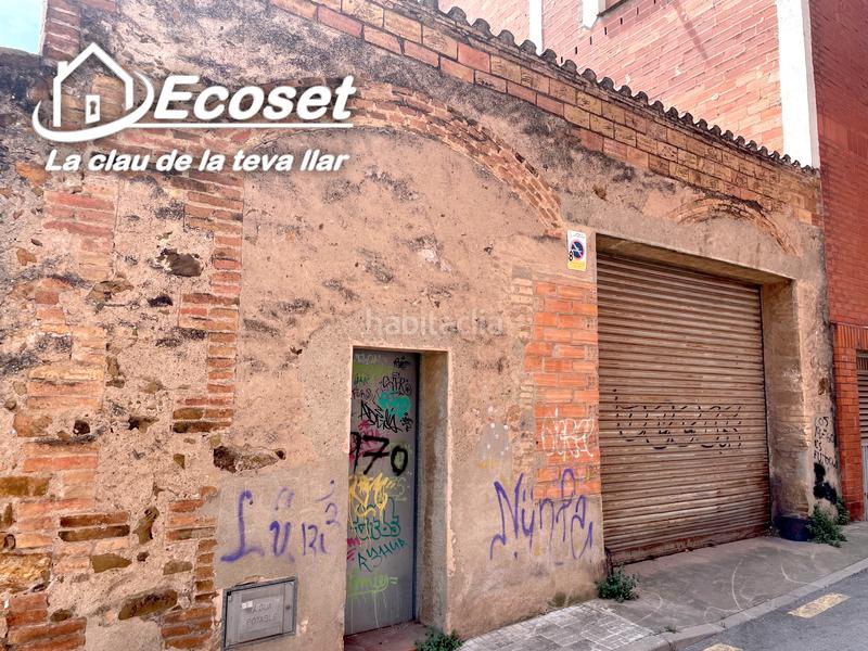 Foto 45c007f6-aba0-445a-94aa-7e42df9baade. Edifici a Sant Vicenç dels Horts