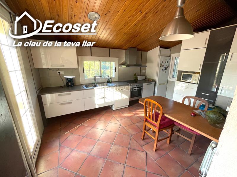 Foto 36d41145-c3f1-43ae-b6b7-eed80f04dbee. Chalet in carrer major 83 in Cervelló