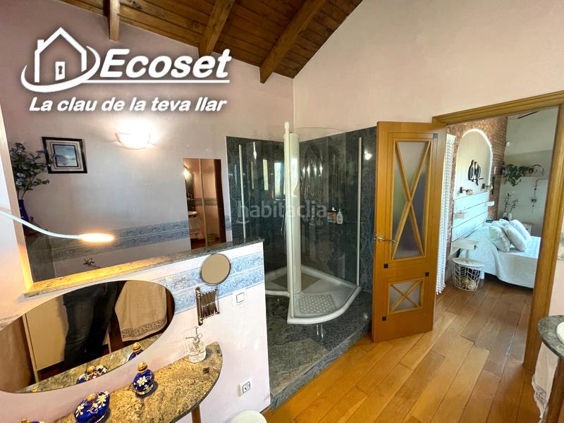 Foto 0221c274-0fef-4ede-9cbc-77fd8e0492ec. Chalet in carrer major 316 in Vallirana