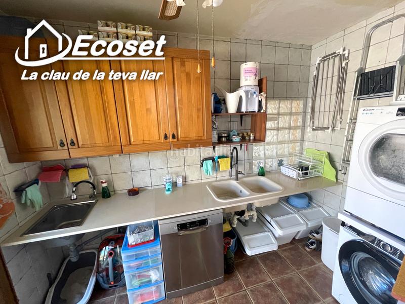 Foto b8d444f2-aeb9-44c8-a9e4-4aea5d9778c2. Chalet in carrer major 316 in Vallirana