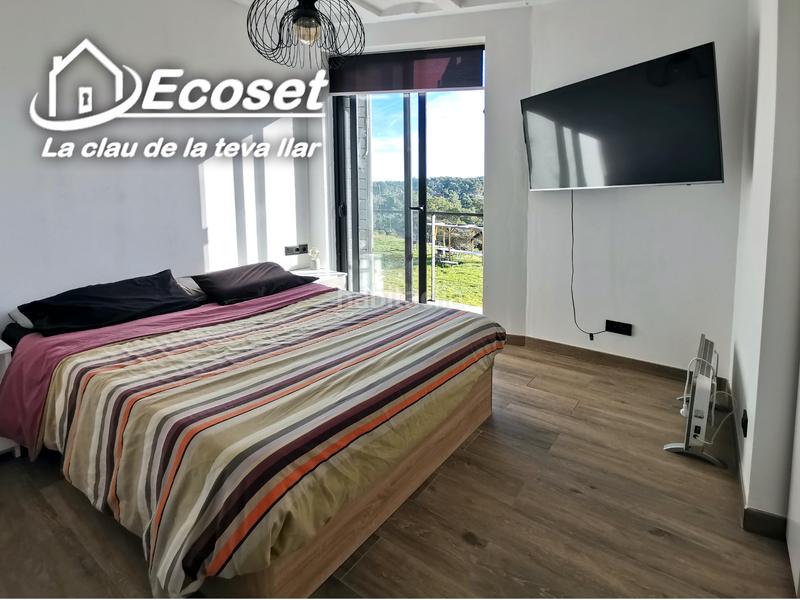 Foto 15514d16-f58a-4b30-ae0e-dd5f9fc6a326. Chalet in carrer major 316 in Vallirana