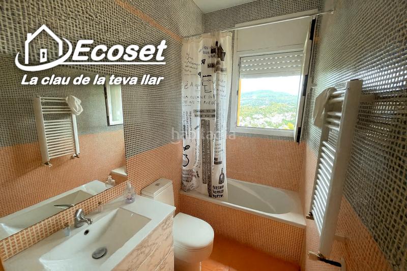 Foto 7522db41-1fa2-4eca-b412-0fb515b9341d. Chalet in carrer major 316 in Vallirana