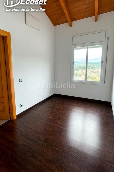Foto aaf6ee78-ad08-4460-af9d-56f0010fdaab. Chalet in carrer major 316 in Vallirana
