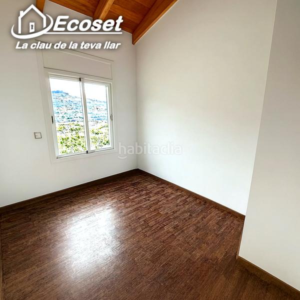 Foto efef801d-7143-41d1-87fd-365f0e1c8f1f. Chalet in carrer major 316 in Vallirana