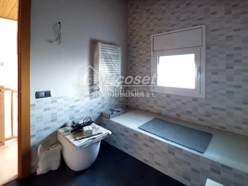 Foto d02324c8-698a-4ef9-9c6e-2ede01c157a5. Xalet a carrer major 316 a Vallirana