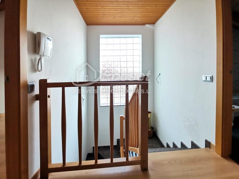 Foto f366f04e-9932-4c56-b284-fba6a9a9d779. Xalet a carrer major 316 a Vallirana