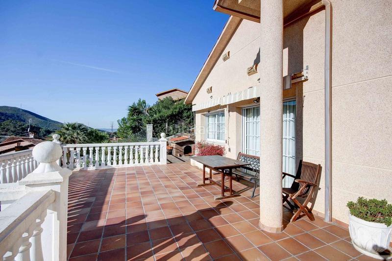 Foto a59f88be-bb1d-4ef0-bda9-ae4a42ed3790. Chalet en Sant Fost de Campsentelles