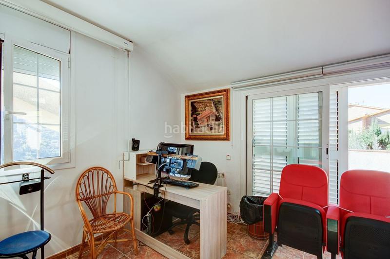 Foto f0c3f051-de79-40a9-ba3a-8b4dde463a53. Chalet en Sant Fost de Campsentelles
