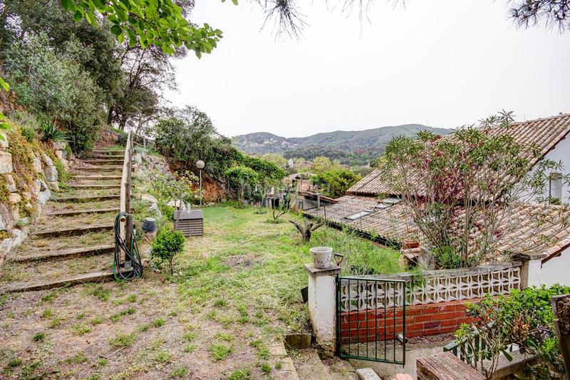 Foto 38088aa4-028b-4498-adbd-412d616de3ab. Maison dans Sant Fost de Campsentelles