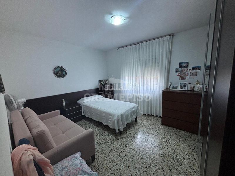 Foto fffa49a3-59a2-4f6d-9224-96b0aaa2052c. Pis a Sant Fost de Campsentelles