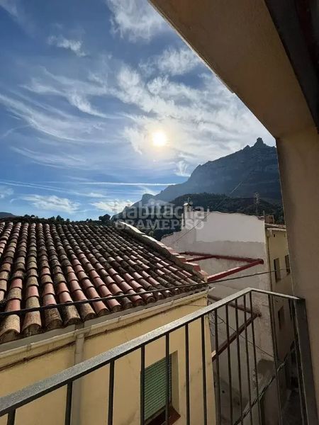 Foto a9f1e011-976b-4826-9179-38445b0b4c05. Pis a Monistrol de Montserrat