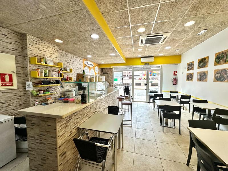 Foto 81852bcc-993e-4b61-8ecc-0383dd572c91. Local comercial a Cardenal Benlloch Mislata