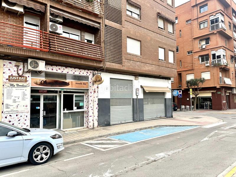 Foto f7b4dd29-238a-475a-a2fd-5648b5447a52. Local comercial a Cardenal Benlloch Mislata
