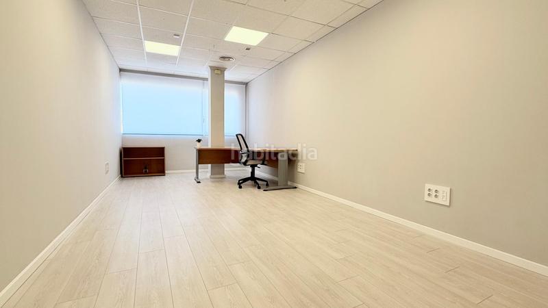 Foto 489e05b5-807d-4bd0-aa6c-c726b98fb5f2. Alquiler local comercial fantásticas oficinas en Puçol ciudad Puçol