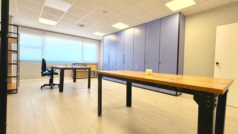 Foto 7ee45bde-8bb0-43c8-8803-443a8123a7b3. Alquiler local comercial fantásticas oficinas en Puçol ciudad Puçol
