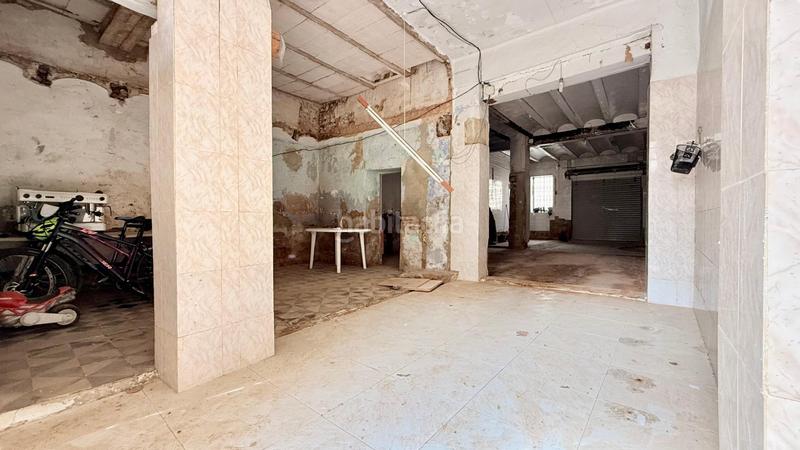 Foto b9cf9279-108b-446e-b633-4abdcdb0b0b9. Casa  con potencial en Aldaia