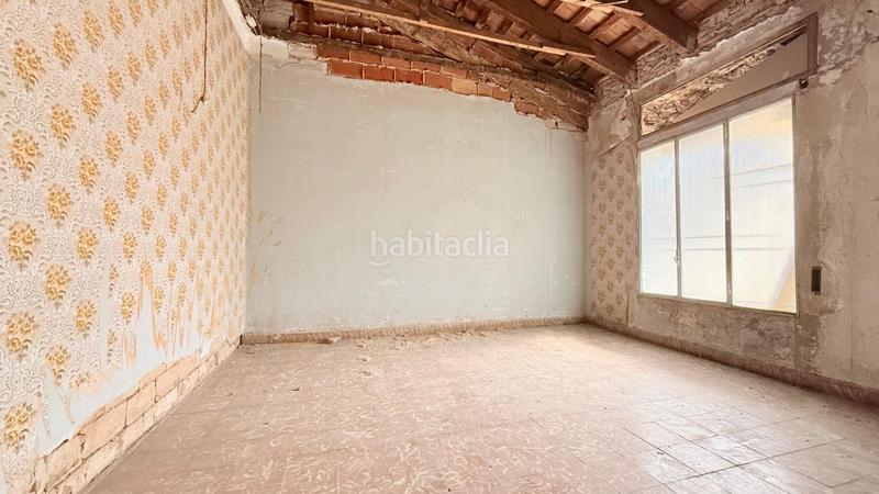 Foto c8228bf5-16f6-40ef-8f49-7dd1360562ce. Casa  con potencial en Aldaia