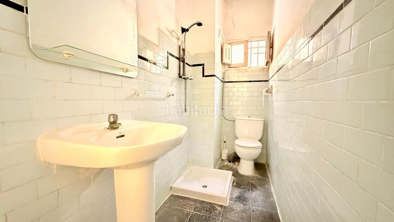 Foto e35932dd-7079-4309-ab31-97cb3aaafd14. Casa  con potencial en Aldaia