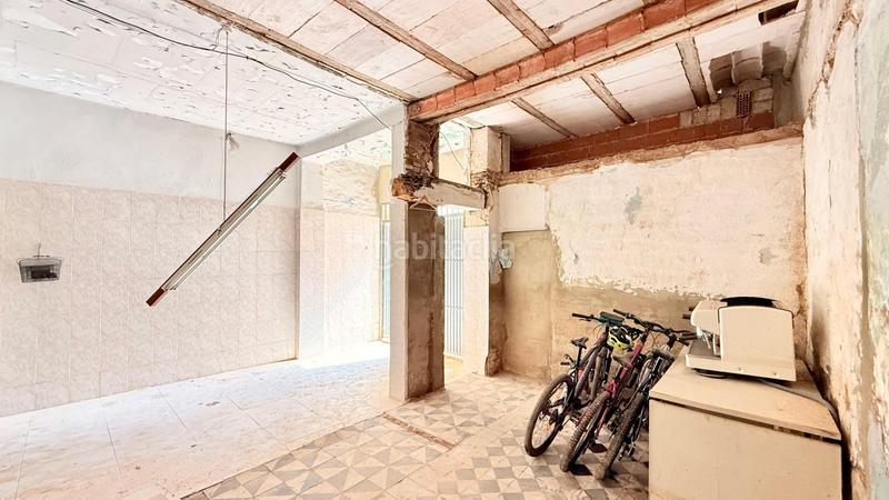 Foto e720b60d-d732-4b63-a672-36d6c8f440d3. Casa  con potencial en Aldaia