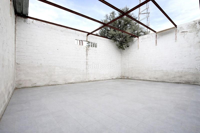 Foto c8aac356-a72f-4dac-876e-a72b24c86855. Nau industrial a Nuevo Centro Sagunt