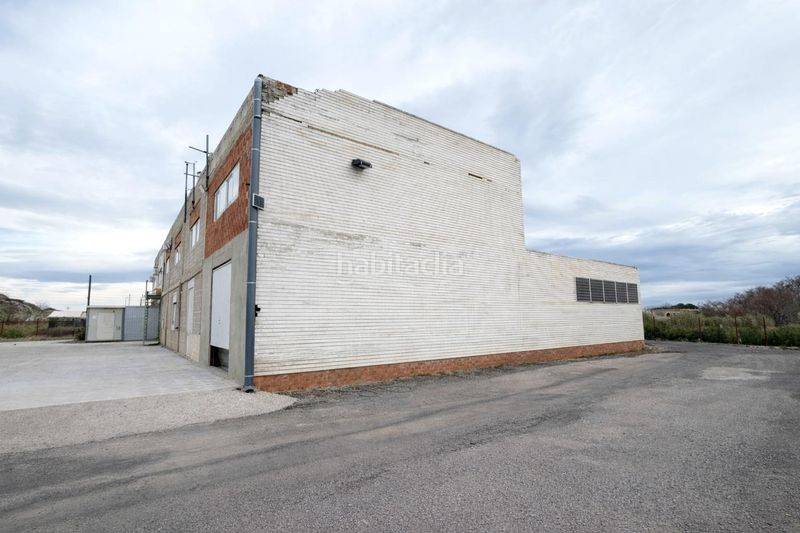Foto f3a75715-0d09-4768-ad34-2c0b47d2413c. Nau industrial a Nuevo Centro Sagunt