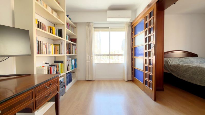 Foto 3e59c8e0-c89d-496b-80d4-980bfea5be8b. Pis amb aparcament a Barrio de Campanar Valencia