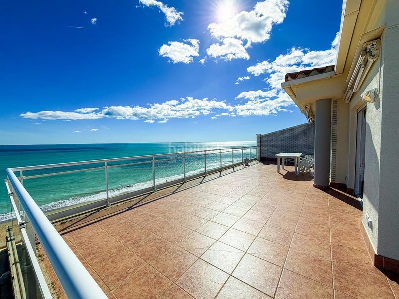 Foto cae6d21b-f425-4bc7-9f8b-7c7c108e1b44. Àtic amb aparcament piscina a Playa Norte Peñíscola