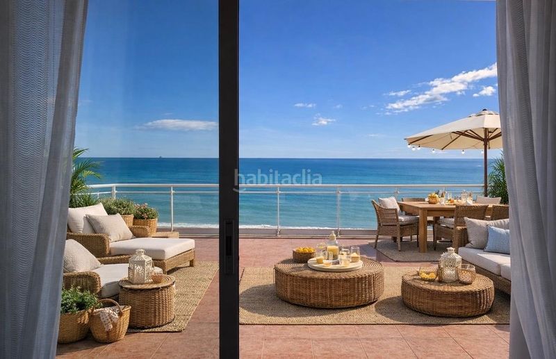 Foto dd01419f-0e0d-49d3-b8cd-8e1adbb993bb. Àtic amb aparcament piscina a Playa Norte Peñíscola