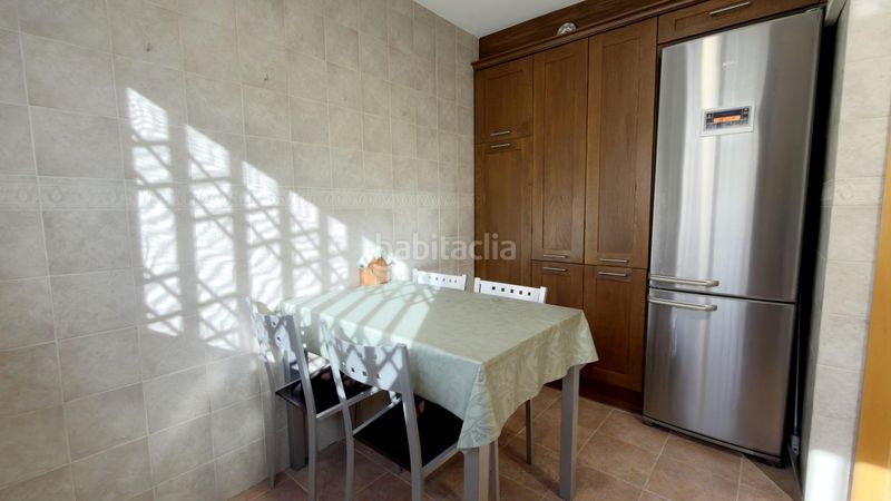 Foto 5399cf50-1695-4d9e-b04a-2a531cf4c77d. Casa adossada amb aparcament a Massamagrell