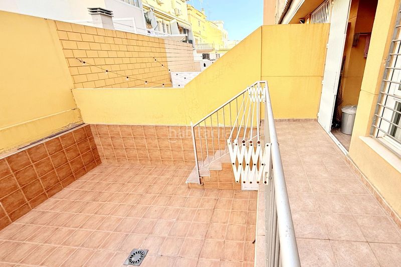 Foto 54e4e201-2636-43a8-ac11-300f756e405b. Casa adossada amb aparcament a Massamagrell