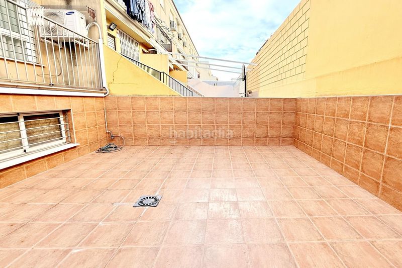 Foto 85d0b126-50dd-45ff-b3ee-eb1beeed9ee8. Casa adossada amb aparcament a Massamagrell