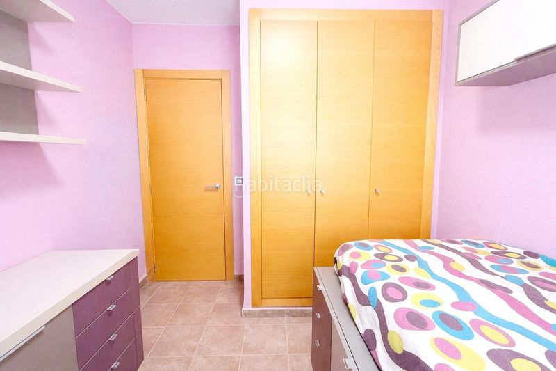 Foto ca67b90f-fcdb-4f6e-ad77-a9af5db5a400. Casa adossada amb aparcament a Massamagrell