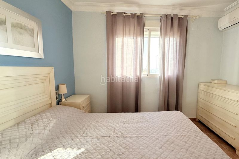 Foto f7b6dfb8-36b6-4dc4-9128-1fa6e65e1517. Casa adossada amb aparcament a Massamagrell