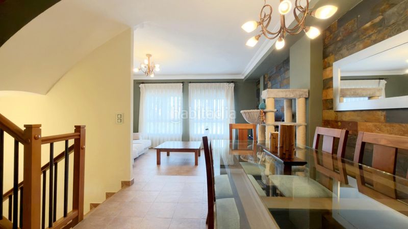 Foto fcb940f1-b227-4bd1-b4be-7a1830873c58. Casa adossada amb aparcament a Massamagrell