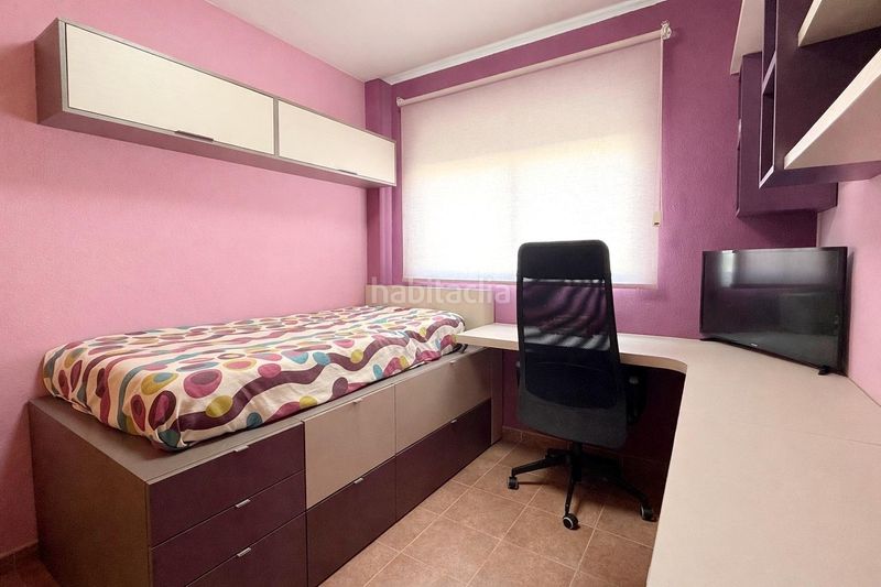 Foto fe0e0d6a-146b-4eab-acb7-58eed196bd0f. Casa adossada amb aparcament a Massamagrell