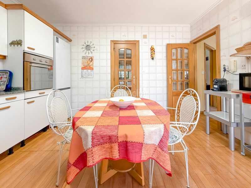 Foto 0ae8162a-5a28-4c5a-b24b-d7be1e6344bd. Xalet amb aparcament piscina a Montesol Eliana (l´)
