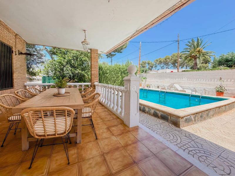 Foto 8d0283a4-85e0-4f34-af54-a9917e74509e. Xalet amb aparcament piscina a Montesol Eliana (l´)