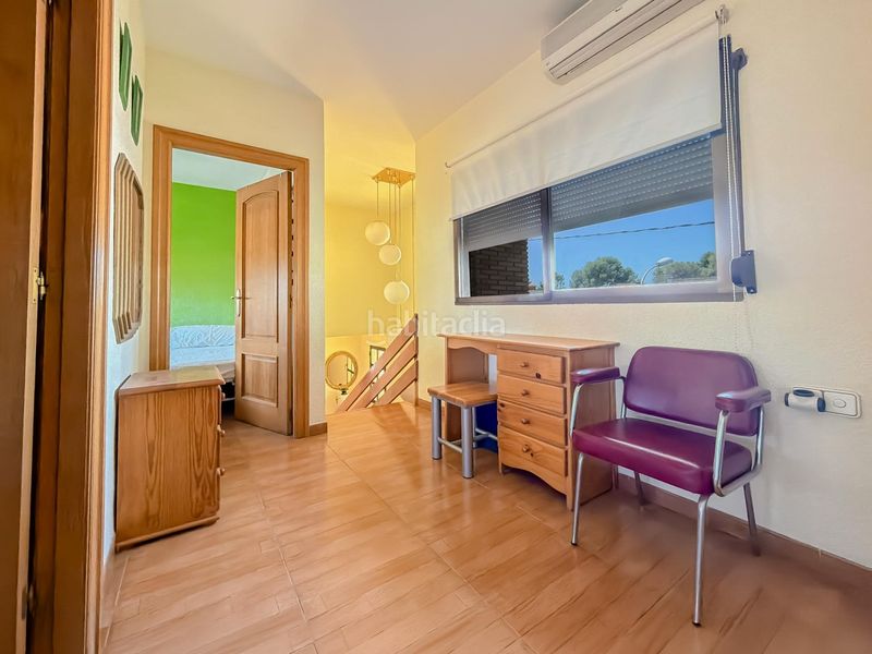 Foto 90d4b249-f535-459f-a7be-70c44aed940b. Xalet amb aparcament piscina a Montesol Eliana (l´)