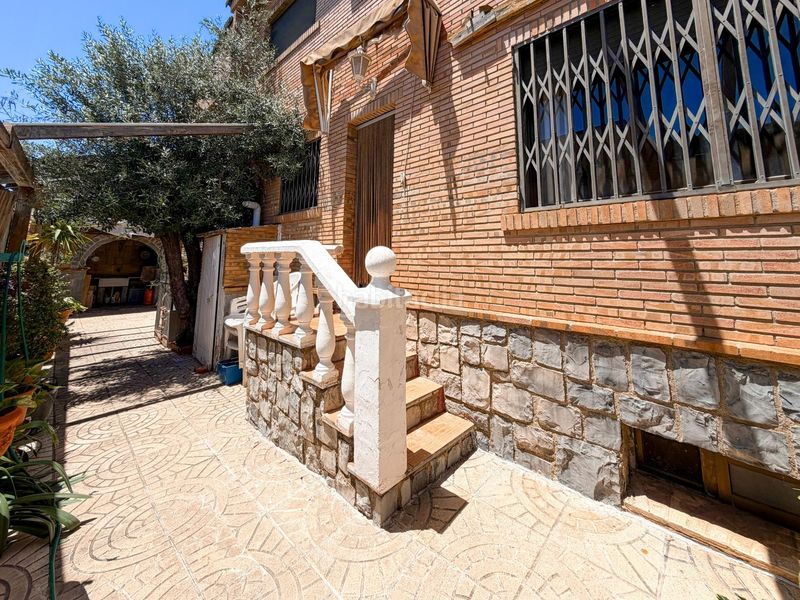 Foto ddb65a04-2ed4-48ab-84a6-59f9884d275d. Xalet amb aparcament piscina a Montesol Eliana (l´)
