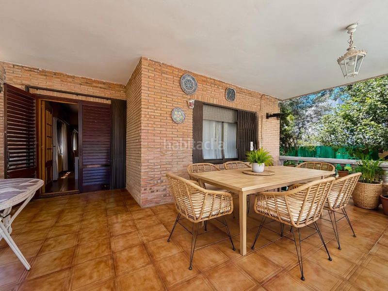 Foto e10b02c5-2eb2-4985-9b60-68498178290f. Xalet amb aparcament piscina a Montesol Eliana (l´)