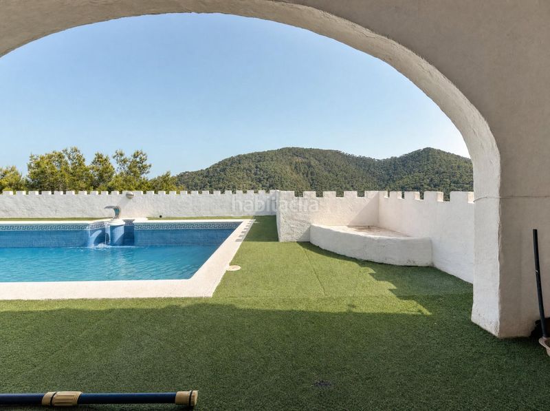 Foto 45d318f0-a946-4de9-9840-0323ba85524e. Xalet amb aparcament piscina a Santa Eulària des riu Santa Eulària