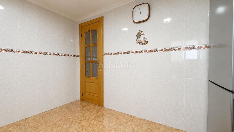 Foto 1c465a40-6b8b-4761-a65e-2d6cd9f51f91. Àtic a Massamagrell